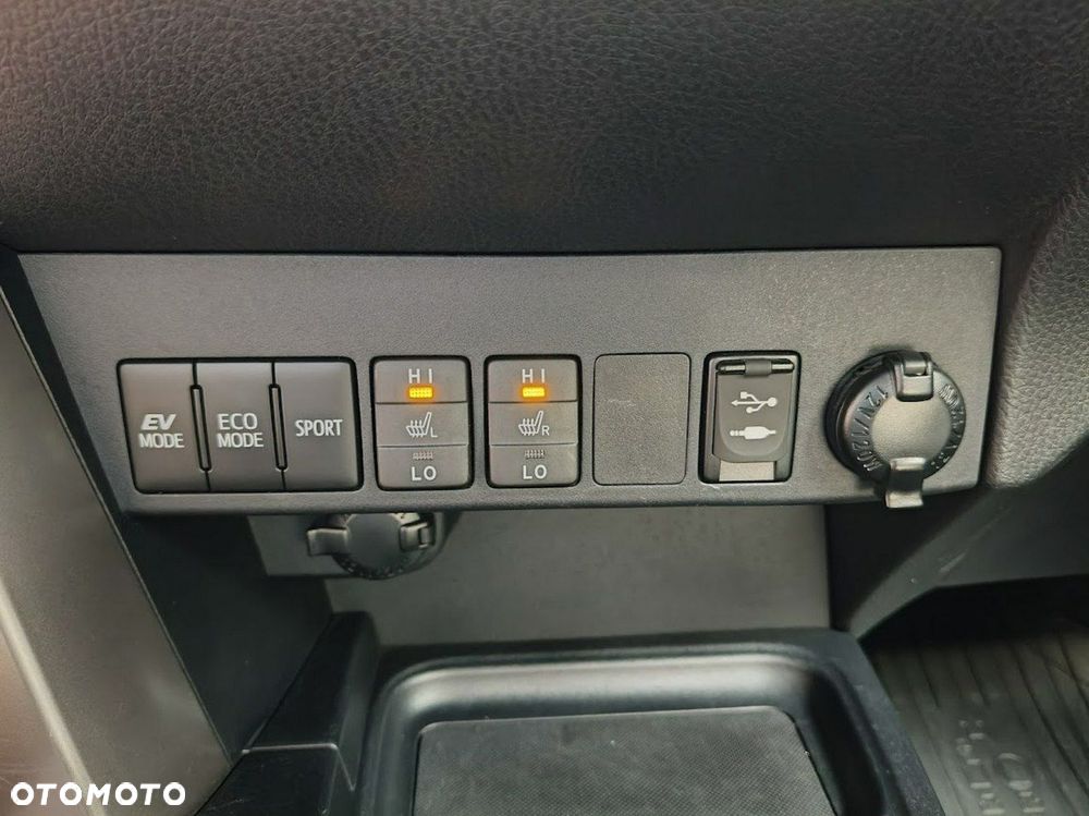 Toyota RAV4 2.5 4x4 Hybrid Executive - 29