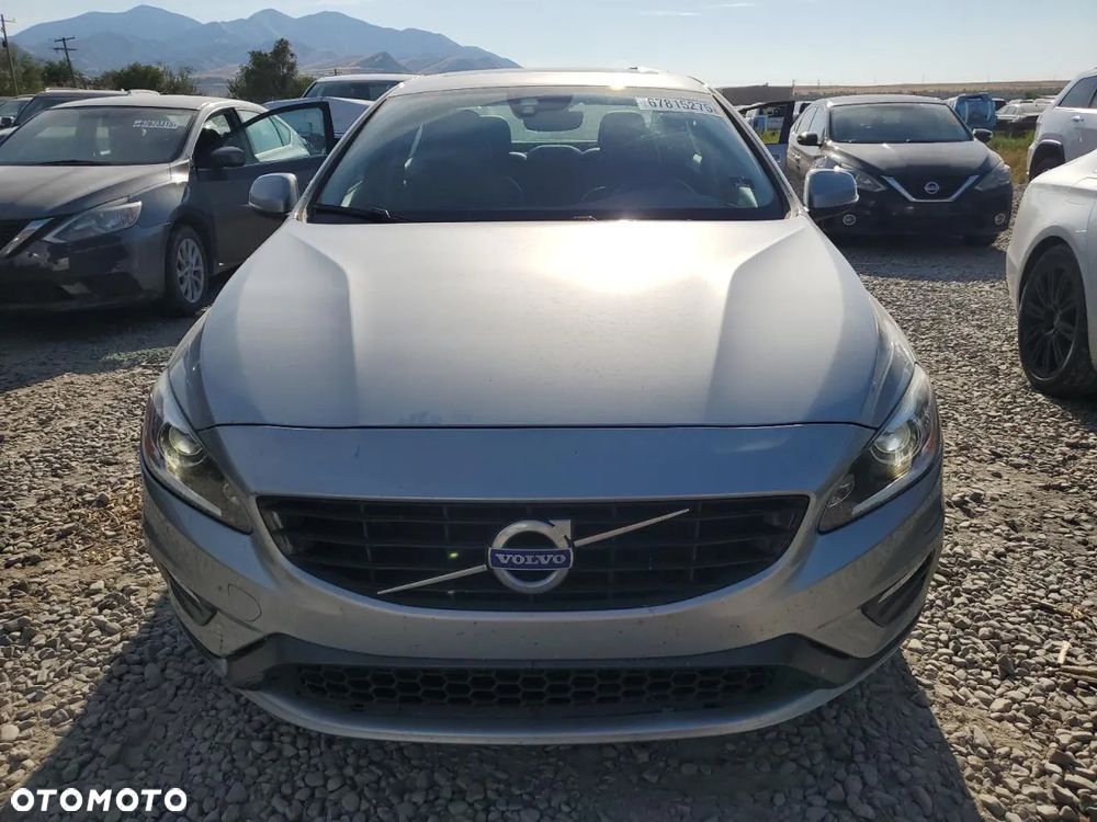 Volvo S60 - 5