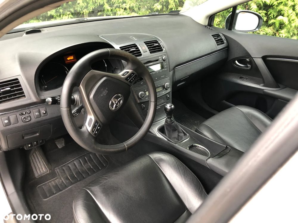 Toyota Avensis 2.0 D-4D Sol plus - 10