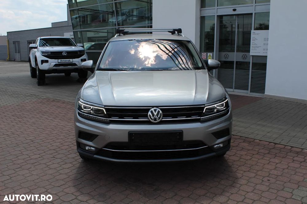 Volkswagen Tiguan 2.0 TDI 4Mot DSG Comfortline - 23