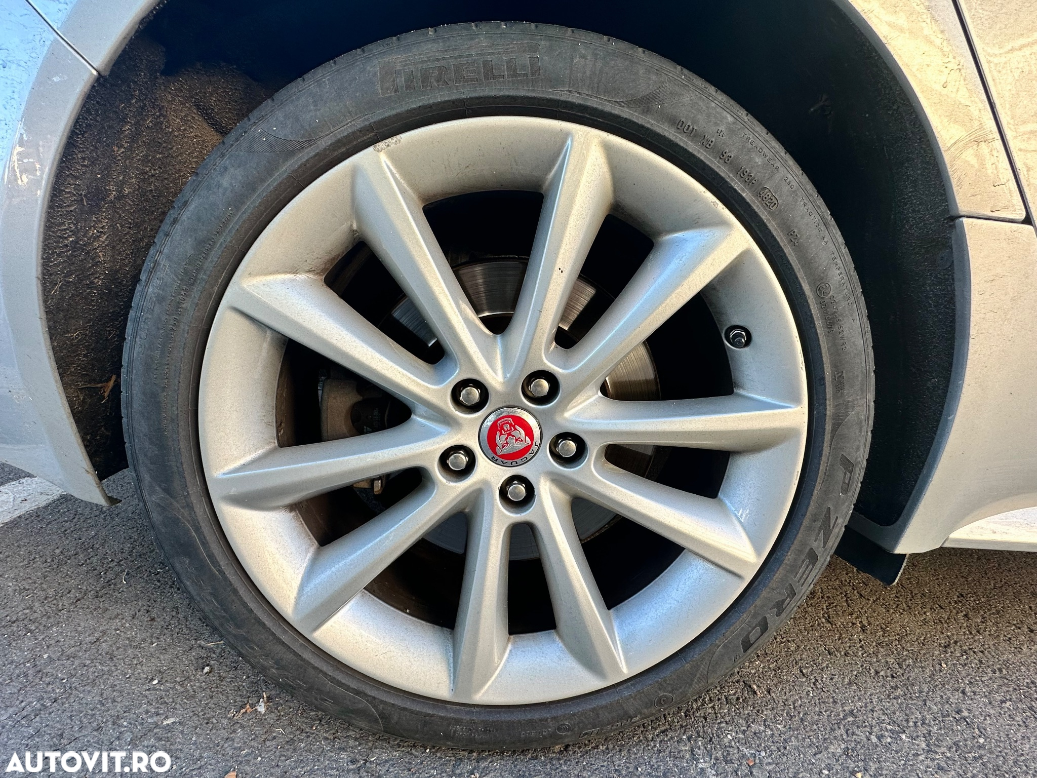 Jaguar XF 25d AWD R-Sport - 7