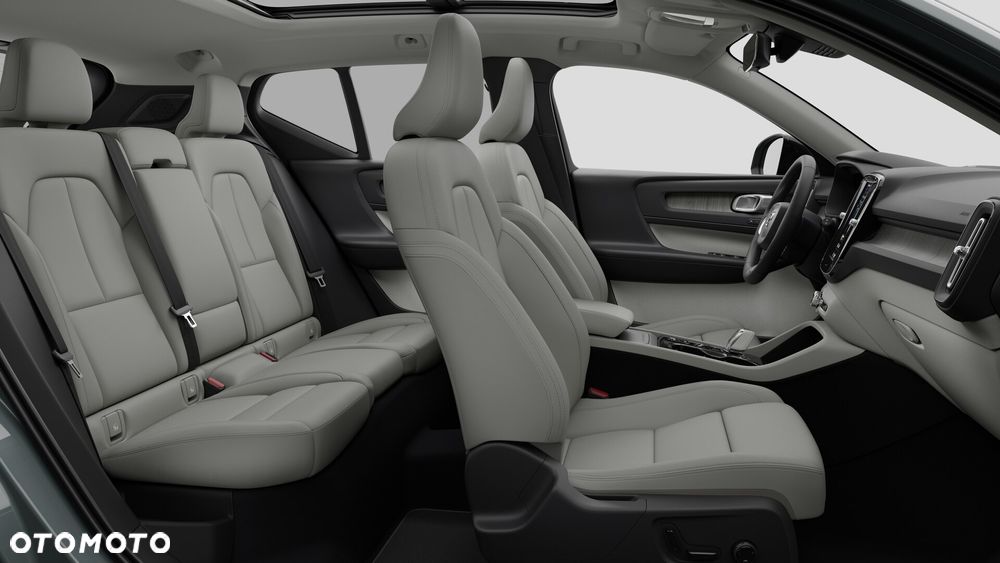 Volvo XC 40 B3 Ultra Dark - 3