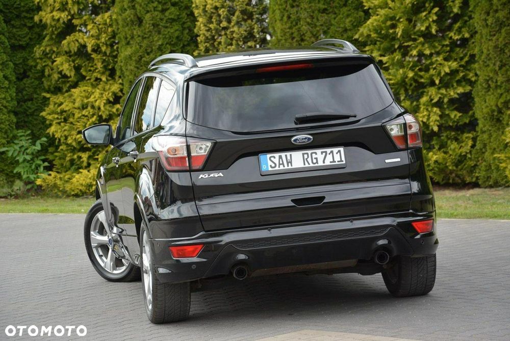 Ford Kuga 1.5 EcoBoost 2x4 ST-Line - 8