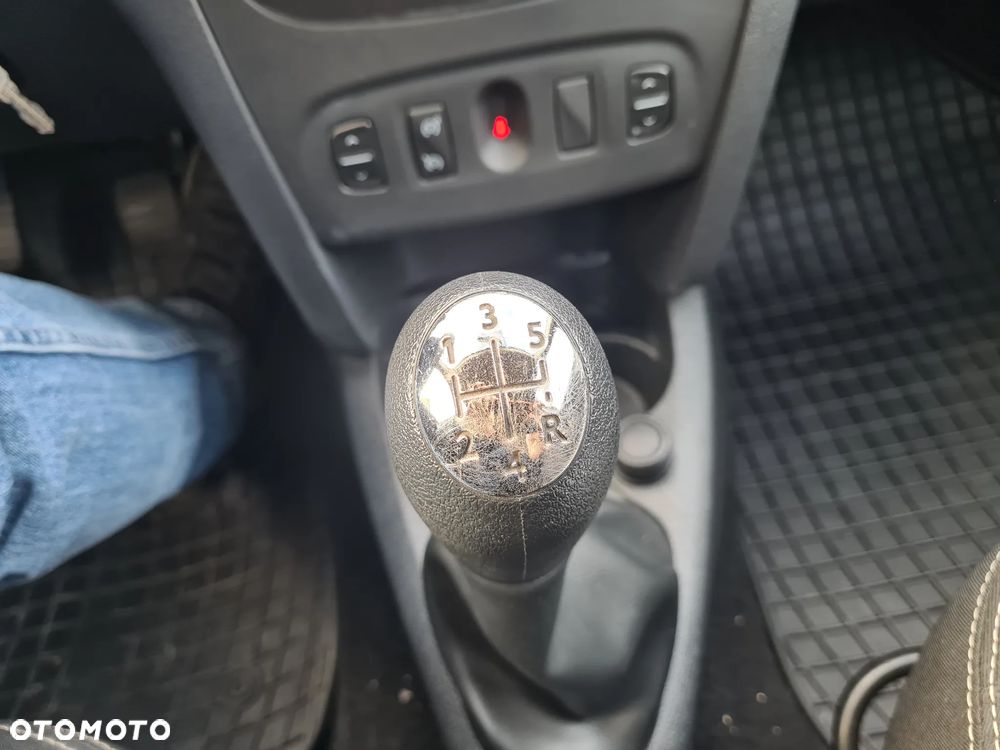 Dacia Sandero 0.9 TCe Laureate - 14