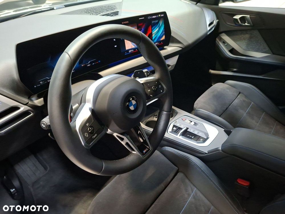 BMW Seria 1 120 mHEV - 11