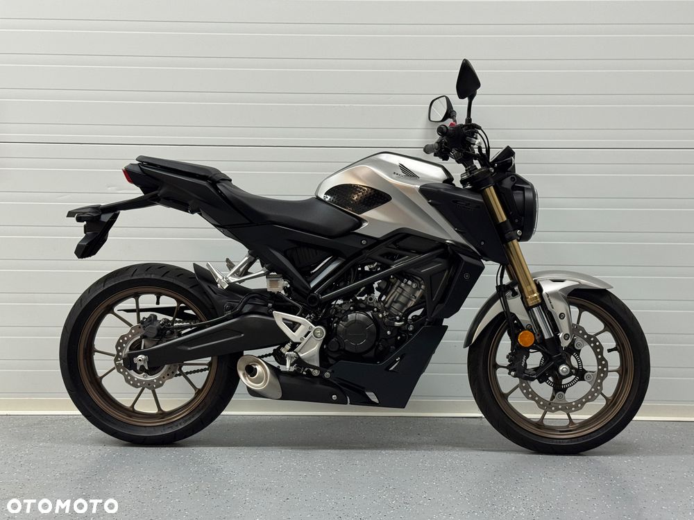 Honda CB - 2