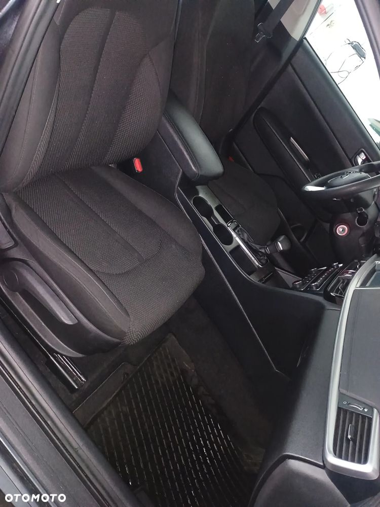 Kia Optima - 12