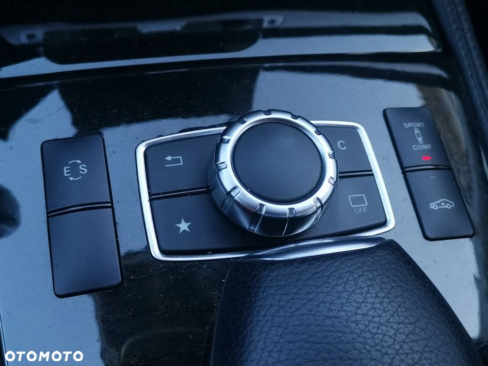 Mercedes-Benz CLS 350 d 4Matic 9G-TRONIC - 17
