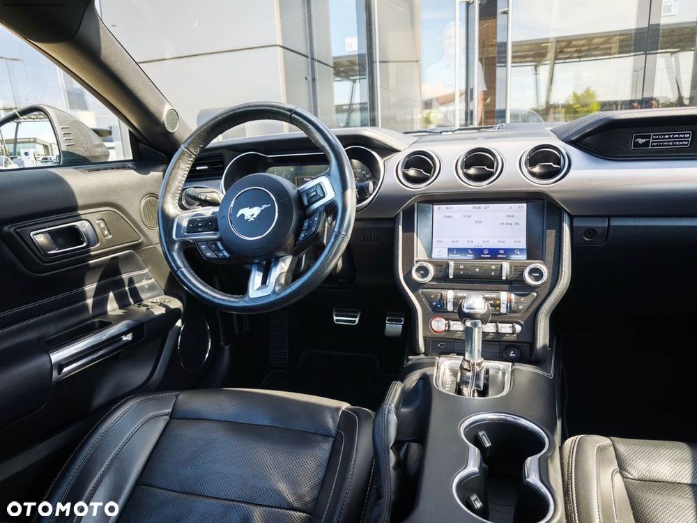 Ford Mustang - 21