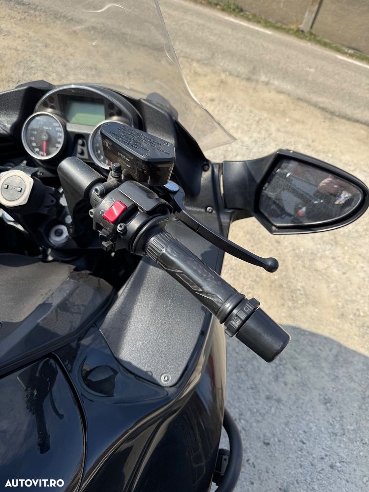 Kawasaki GTR 1400 Concours 14 - 9