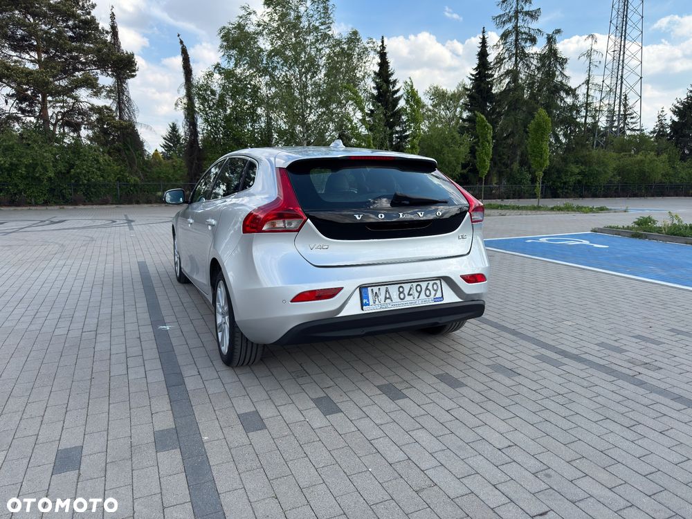 Volvo V40 D2 Powershift Summum - 6