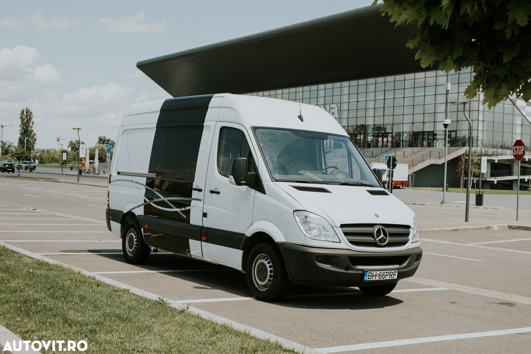 Mercedes-Benz Sprinter - 5