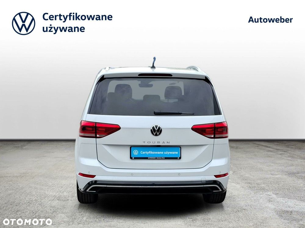 Volkswagen Touran - 4