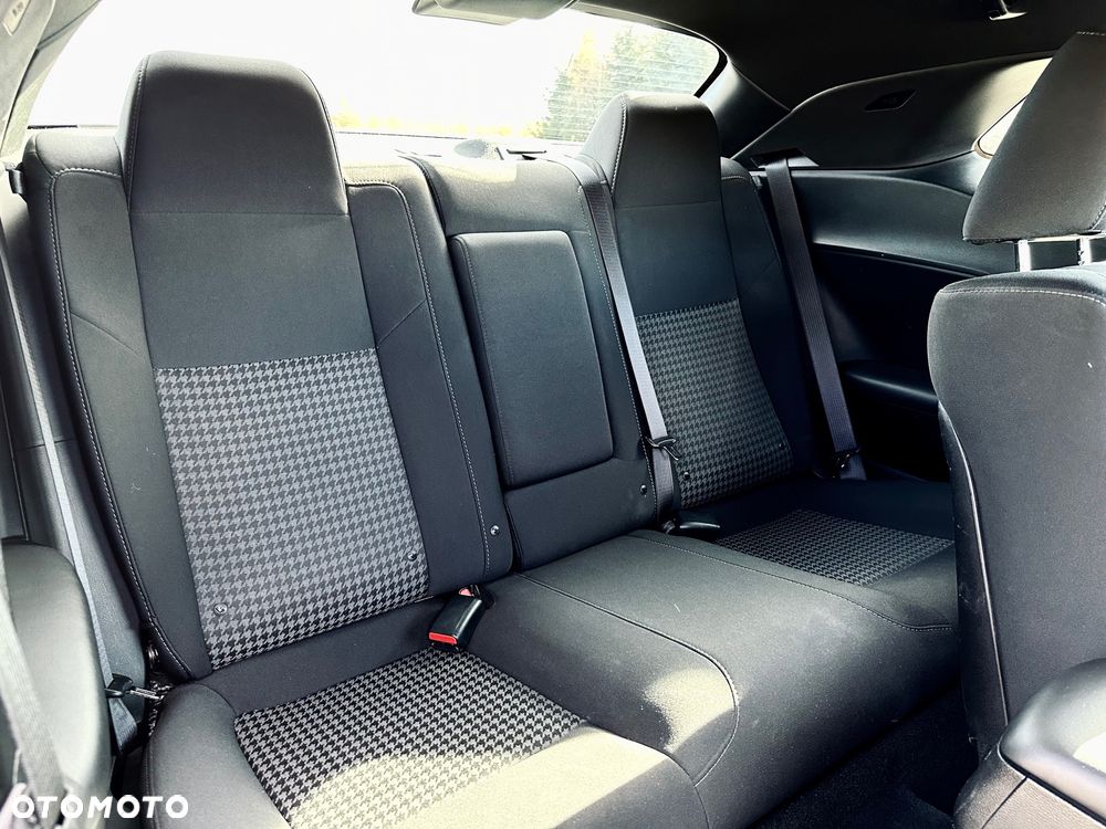 Dodge Challenger - 10