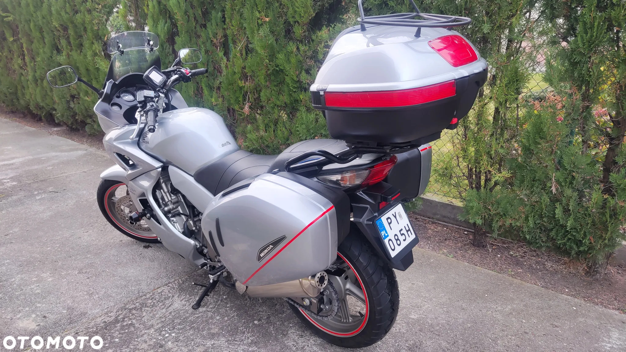 Honda CBF - 12