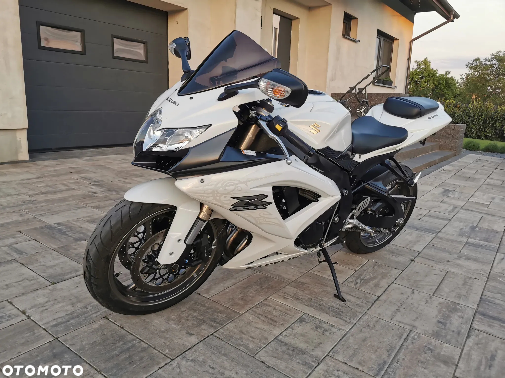 Suzuki GSX-R - 4