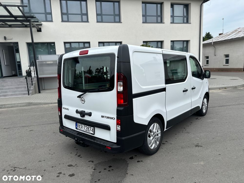 Opel Vivaro - 10