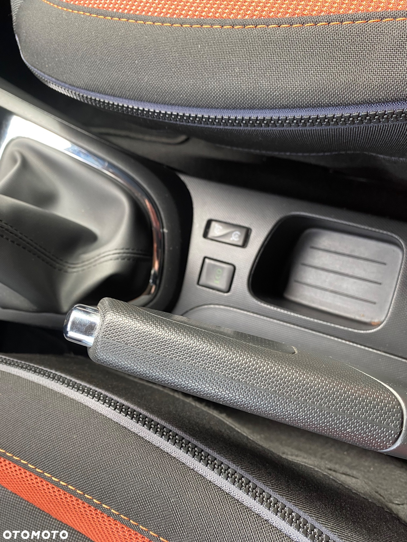 Renault Captur ENERGY TCe 90 Start&Stop Luxe - 28