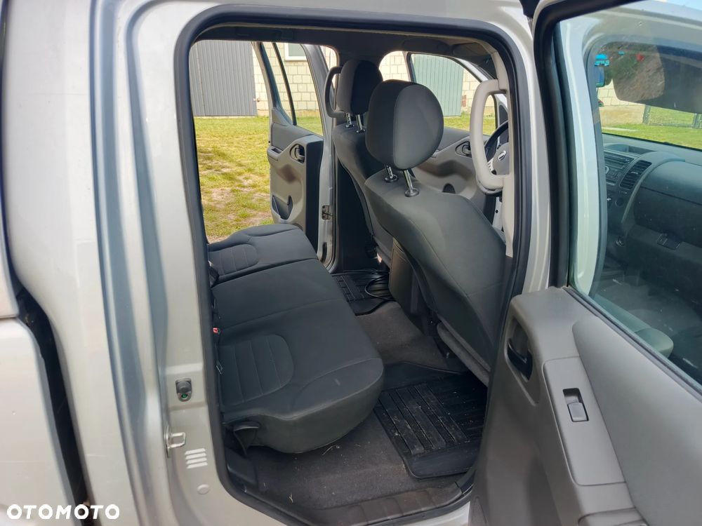 Nissan Navara 2.5 D SE - 7