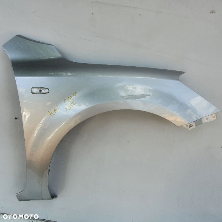KIA CEED BŁOTNIK PRAWY PRZÓD PRZEDNI