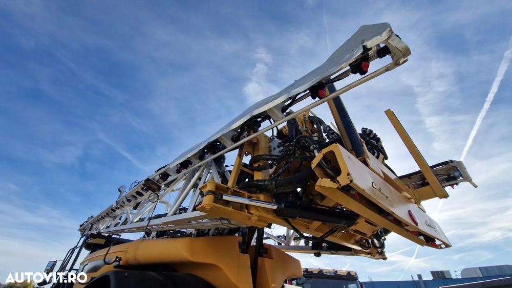 Challenger ROGATOR 635 SPRAYER - 15