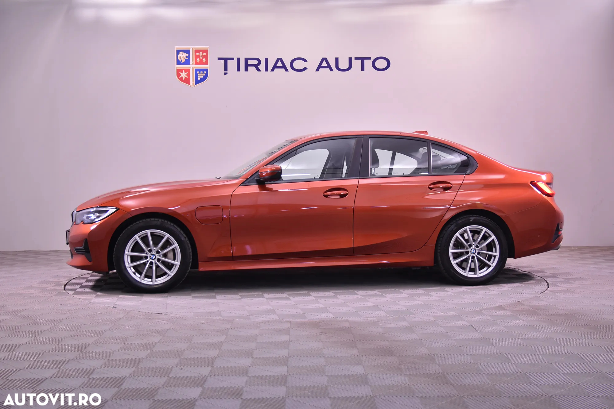 BMW Seria 3 330e AT PHEV - 2