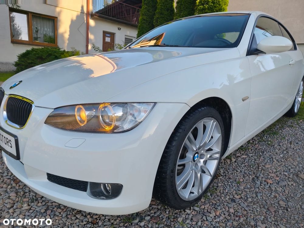 BMW Seria 3 320d Coupe - 10
