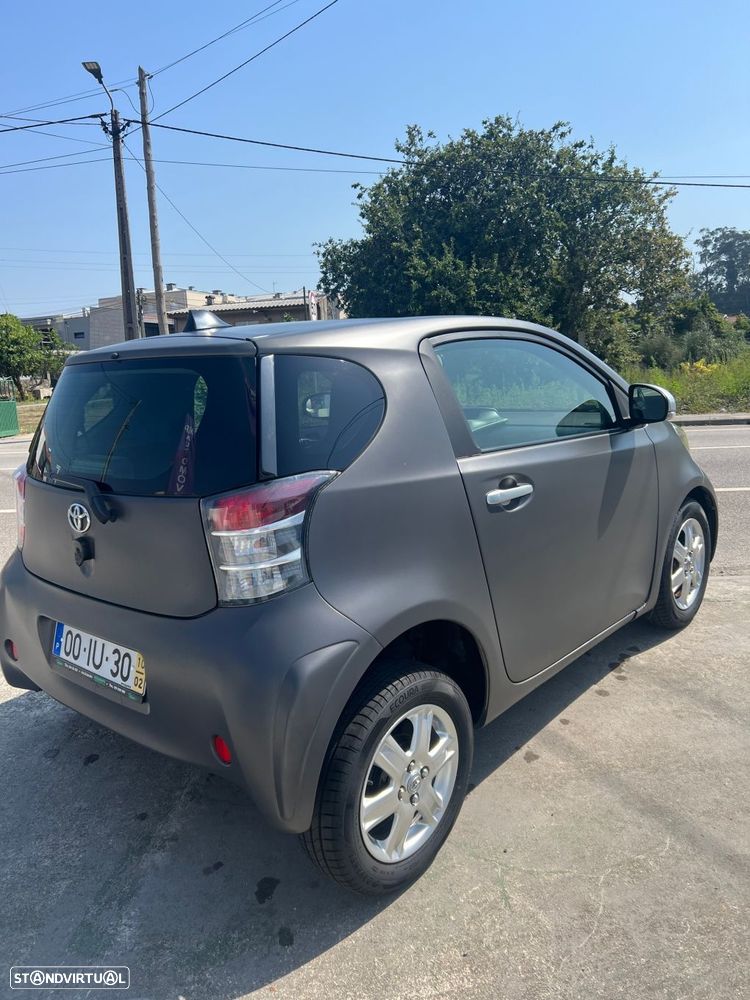 Toyota iQ 1.0 VVT-i - 6