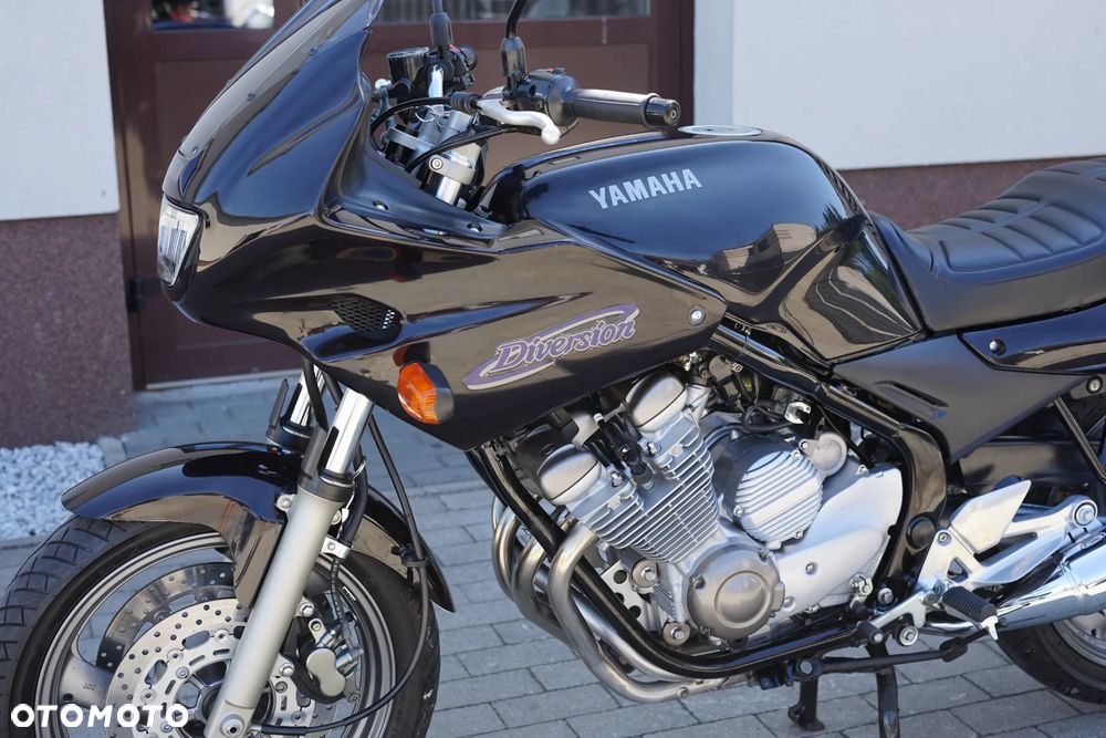 Yamaha XJ - 32