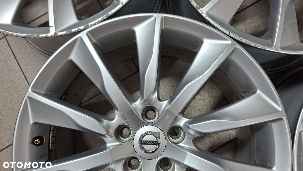 Felgi Aluminiowe 18 Volvo S90 V90 5x108 ET 42 - 4