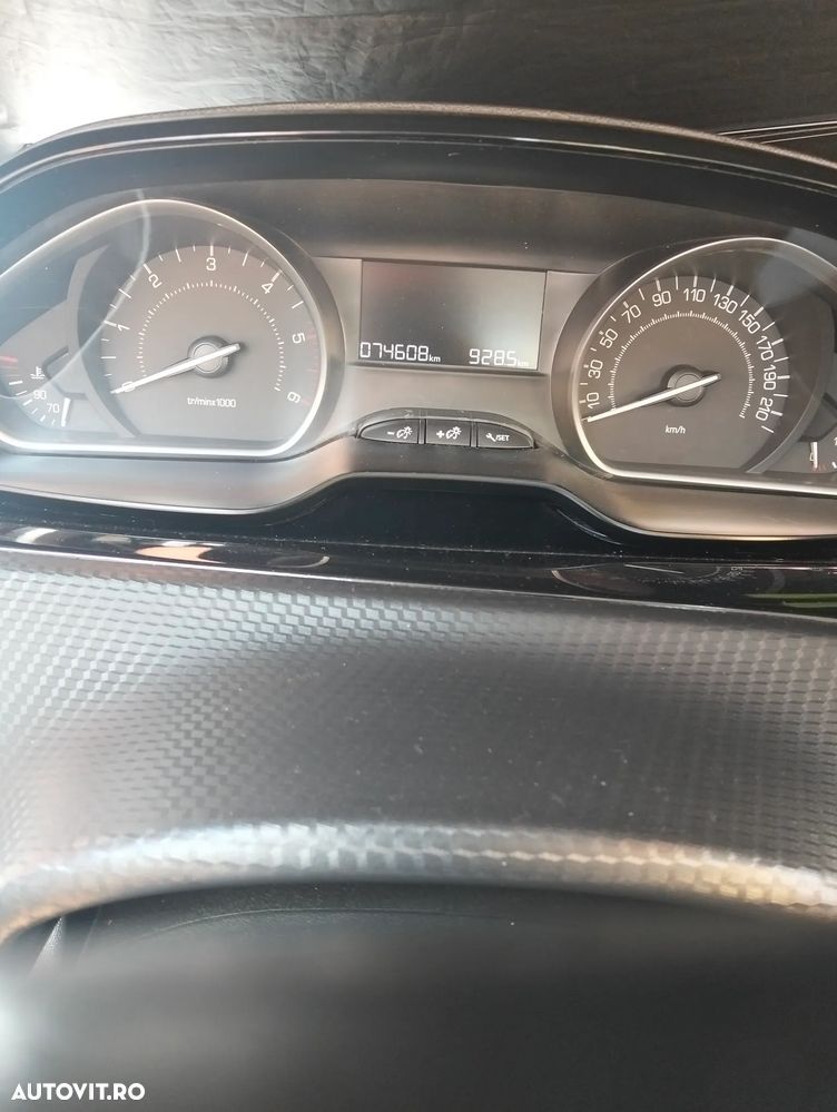 Peugeot 2008 1.6 BlueHDi FAP S&S Active - 6