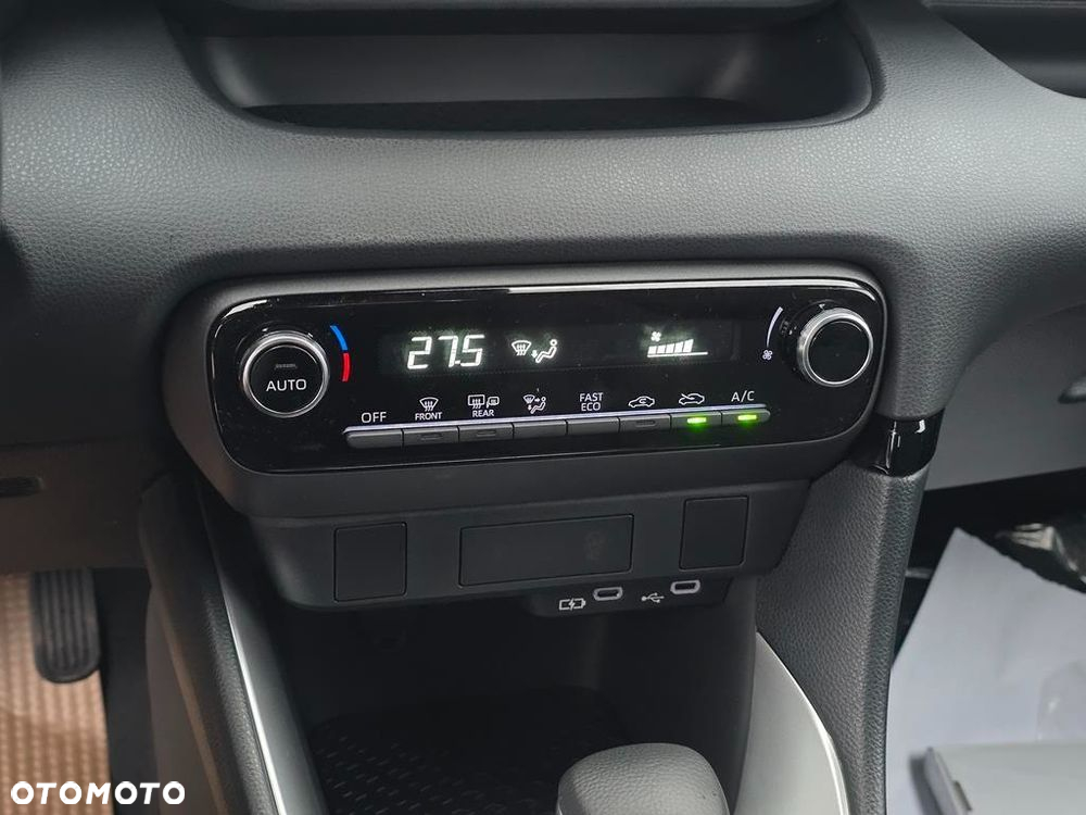 Toyota Yaris Hybrid 1.5 Comfort - 19