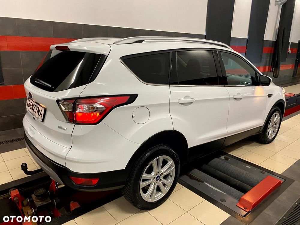 Ford Kuga 1.5 EcoBoost 2x4 Individual - 10