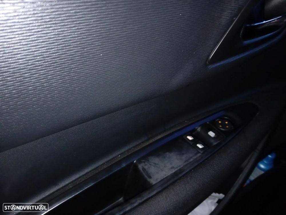 Citroën C4 1.6 HDi Business - 21