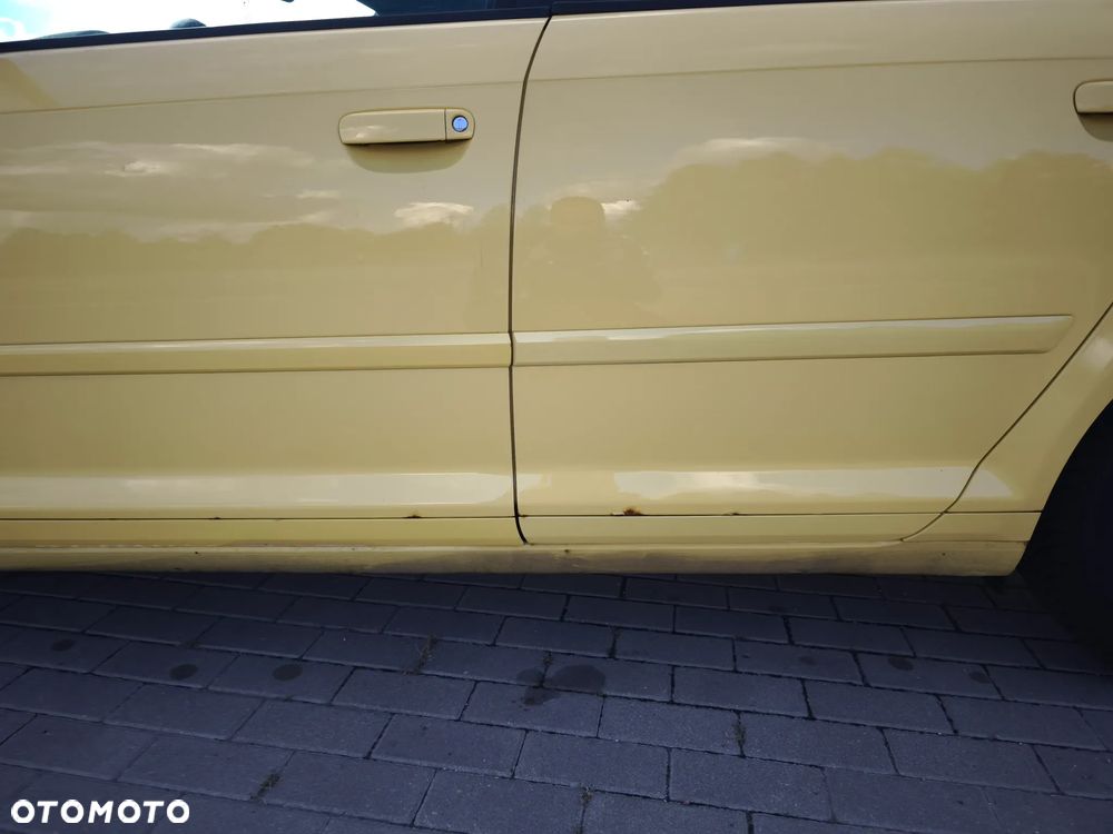 Audi A3 Sportback 1.6 FSI Ambiente - 8