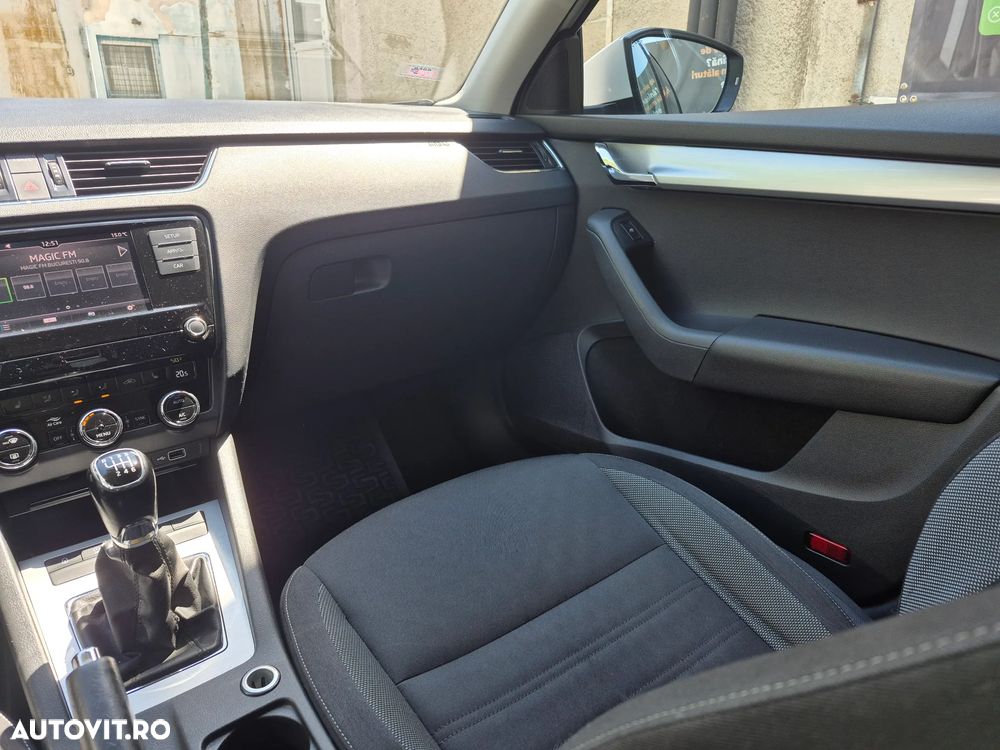 Skoda Octavia 1.0 TSI Ambition - 6