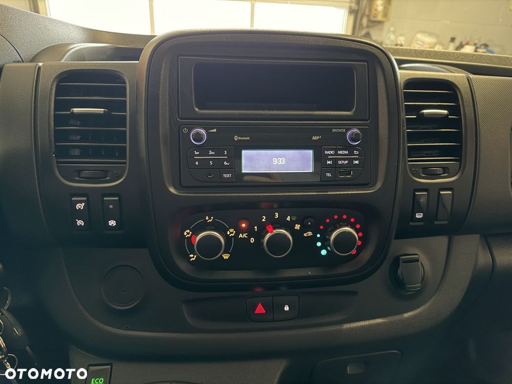 Renault Trafic - 10