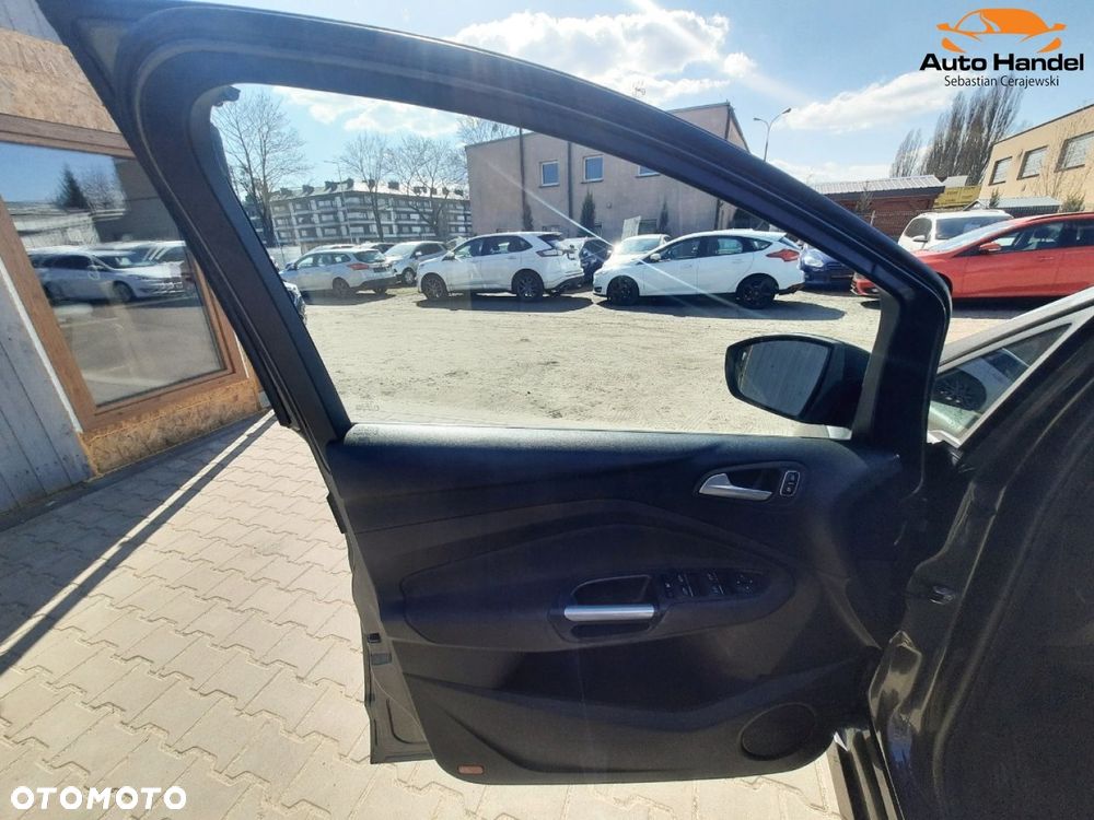 Ford C-MAX 1.5 EcoBoost Start-Stop-System Titanium - 37