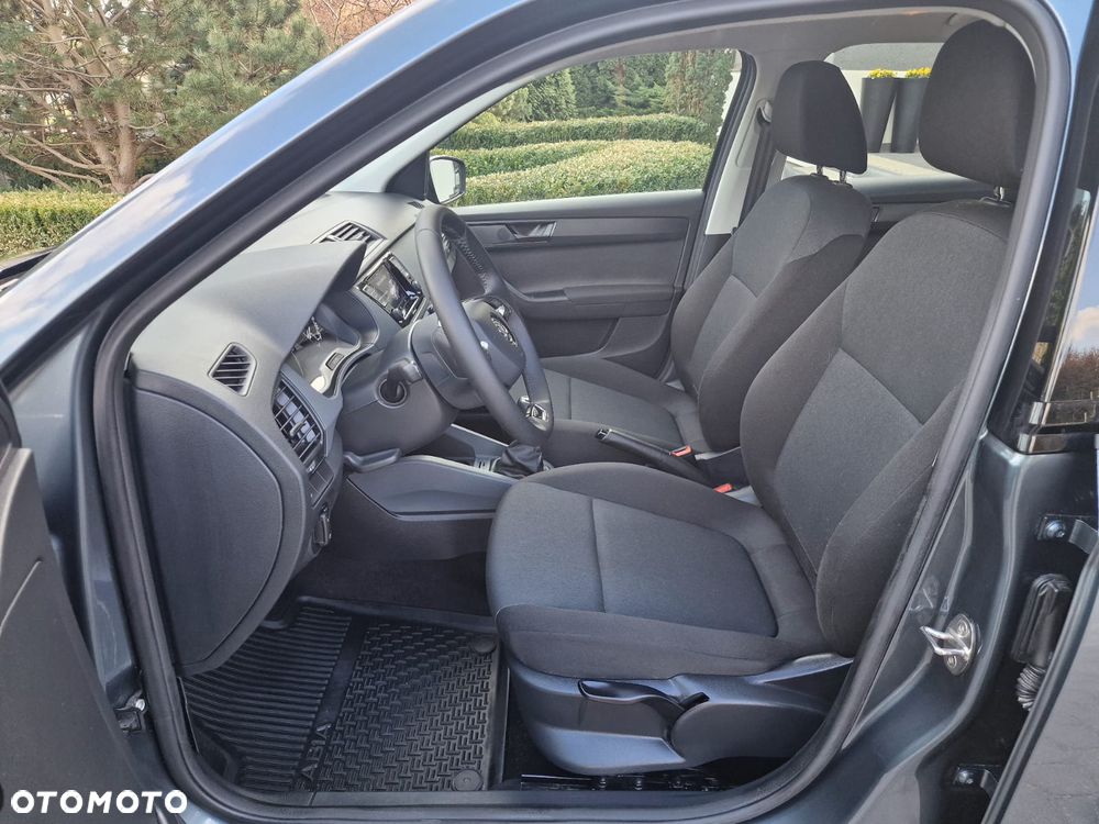 Skoda Fabia 1.0 TSI Cool Edition - 23