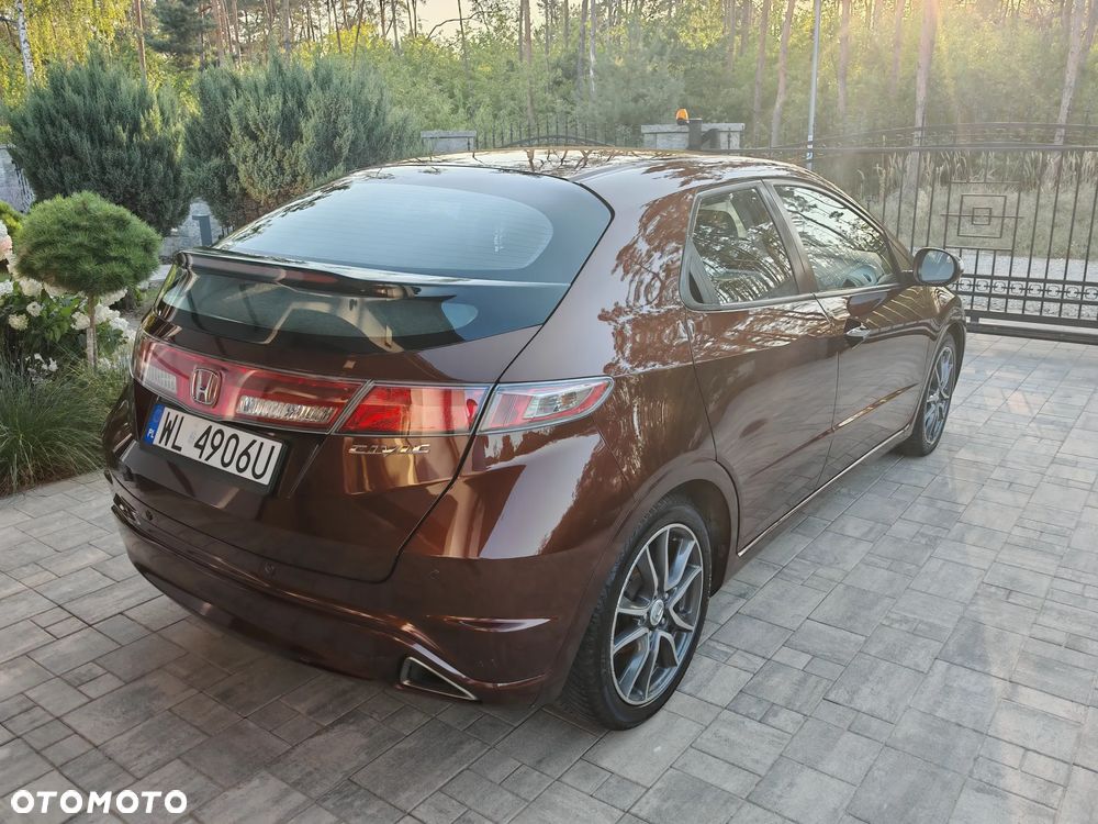 Honda Civic 1.8 GT Special Edition - 13