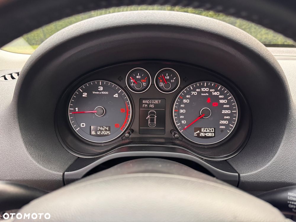 Audi A3 Sportback 2.0 TDI Attraction - 31