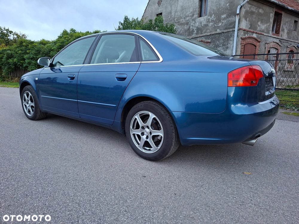 Audi A4 Limousine 1.8 T - 4