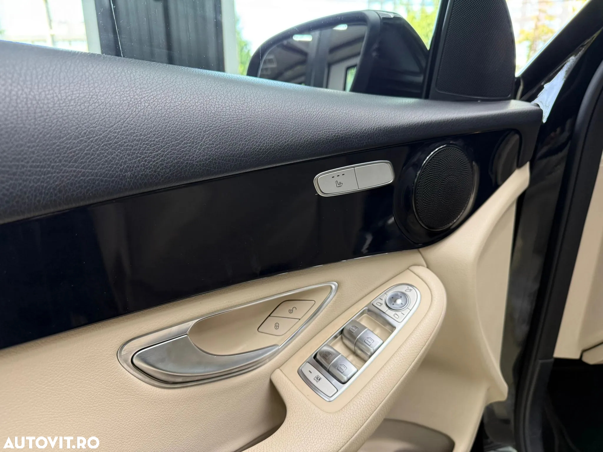Mercedes-Benz GLC 250 4MATIC - 23
