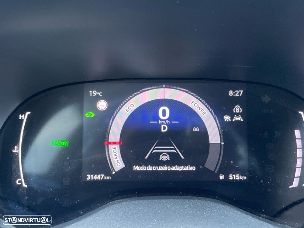 Toyota Yaris Cross 1.5 HDF Premier Edition - 3