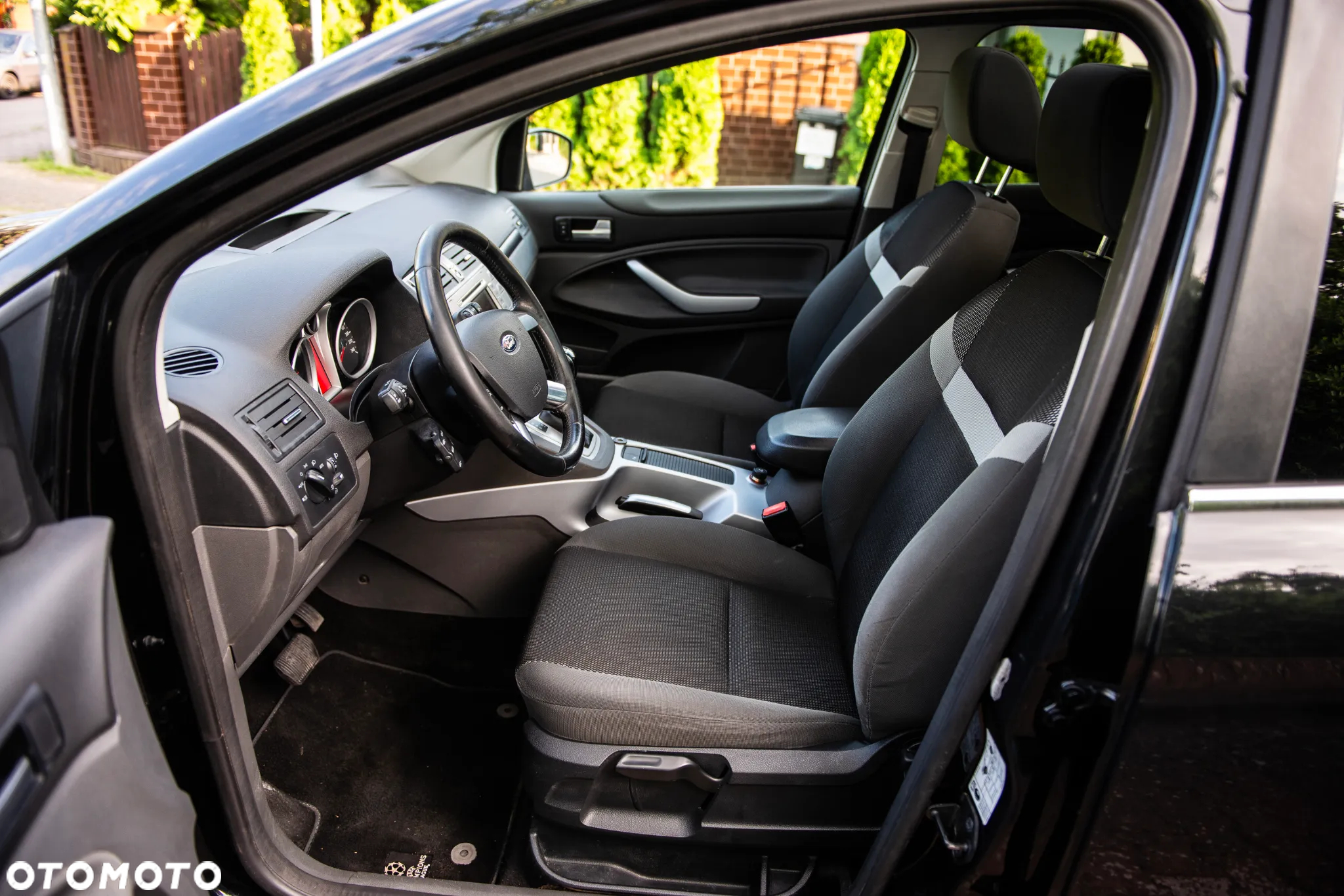 Ford Kuga 2.0 TDCi 4x4 Individual - 19