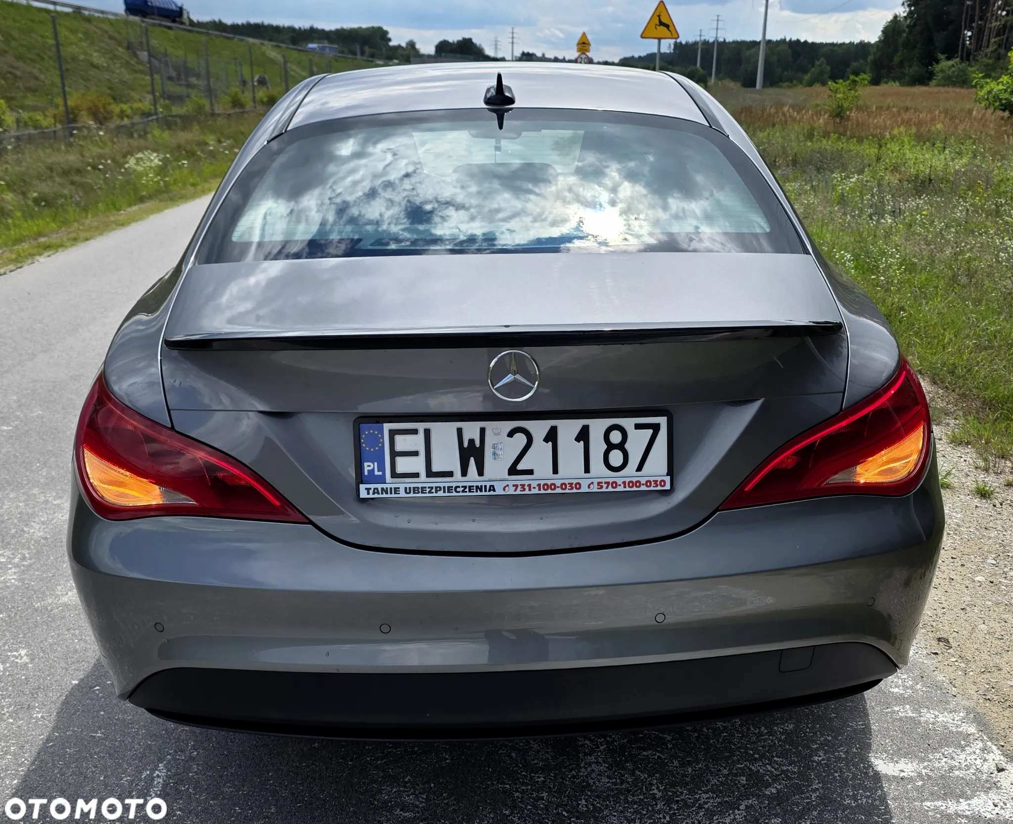 Mercedes-Benz CLA 180 7G-DCT - 4