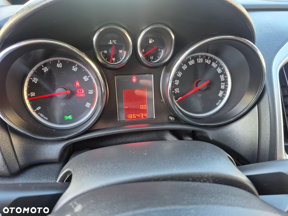 Opel Astra 1.4 Turbo - 9