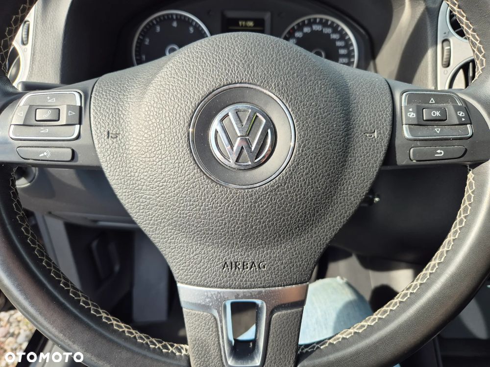 Volkswagen Golf Plus 1.2 TSI BlueMot Comfortline - 29