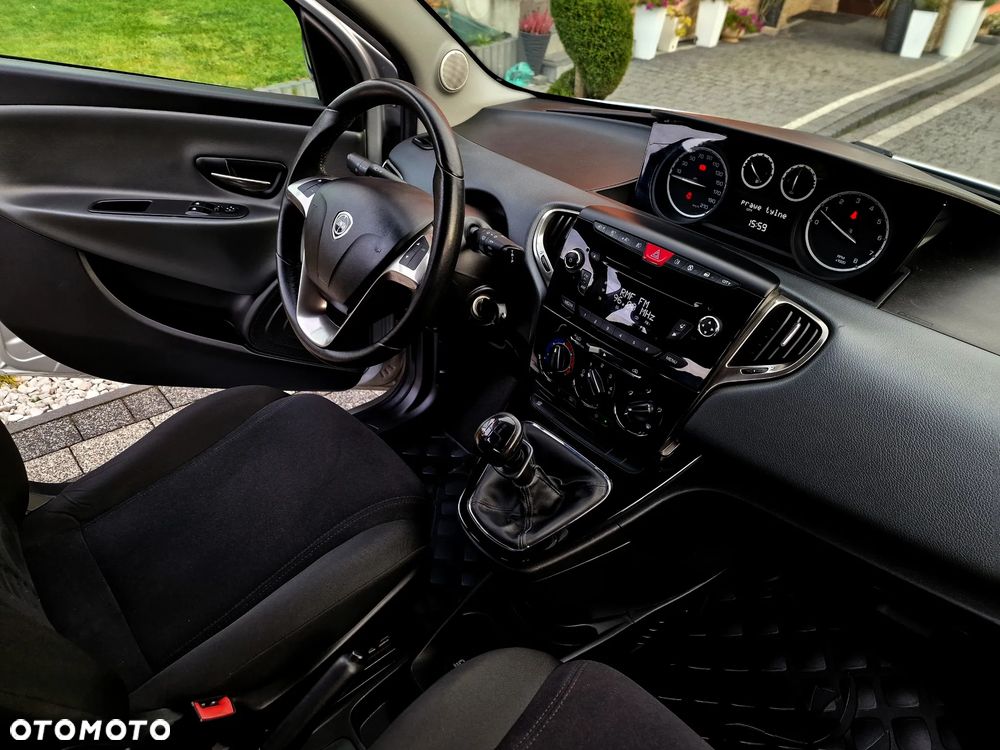 Lancia Ypsilon 1.2 8V Gold S&S EU6 - 16