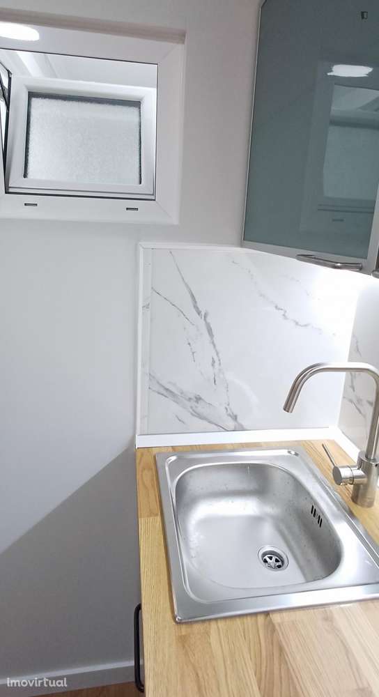 Estúdio - localizado em Arroios Lisbon - Grande imagem: 4/19